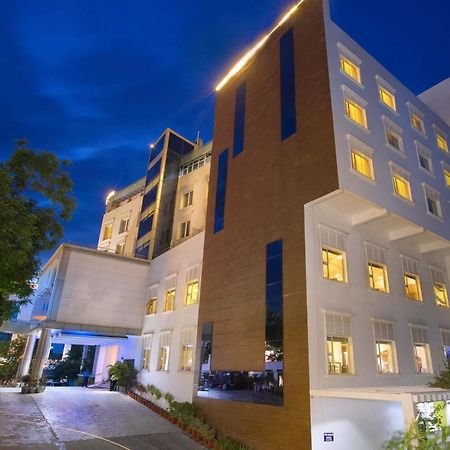 Hotel Atithi Puducherry Exterior foto