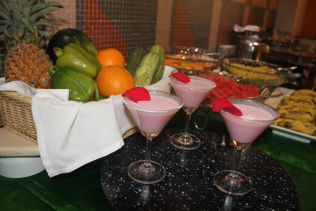 Hotel Atithi Puducherry Exterior foto