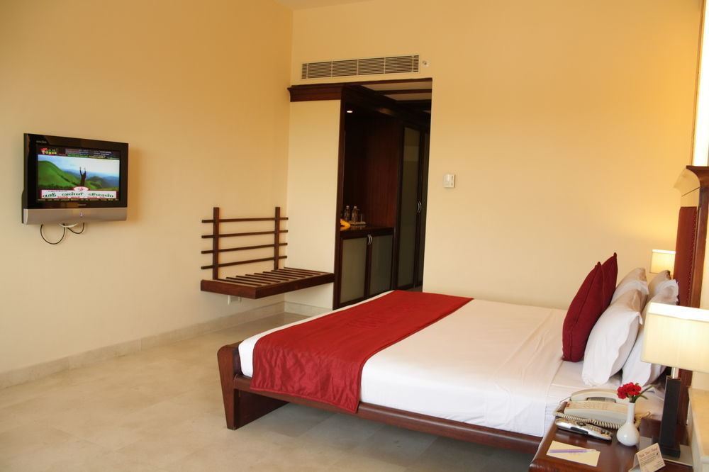 Hotel Atithi Puducherry Exterior foto